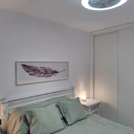 아파트 Sunny Paradise Retreat In Golf Del Sur 산미겔데아보나