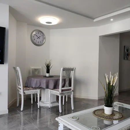 Sunny Paradise Retreat In Golf Del Sur 圣米格尔德阿沃纳