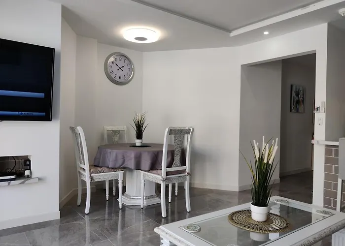 Sunny Paradise Retreat In Golf Del Sur 圣米格尔德阿沃纳